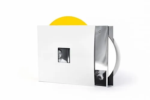 Mac Miller GO:OD AM (10 Year Anniversary Edition) - Vinyl - 3x12" Colored Vinyl Schallplatte in 2x weiß & 1x kanariengelb, feiere 10 Jahre GO:OD AM mit dieser limitierten Edition, erhältlich ab 05.12.2025.