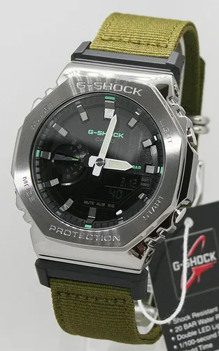 CASIO G-SHOCK Quarzuhr GM-2100CB-3AER - Armbanduhren mit robustem Design, wasserfest und ideal für Outdoor-Aktivitäten