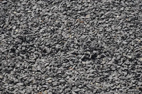 Best for Garden Trittsteine Granit Ziersplitt Schwarz 5-12 mm - Gehwegplatten aus 25kg Granit Ziersplitt in elegantem Schwarz, ideal für stilvolle Gartenwege und Beete. Natur gerundete Kanten sorgen für einen harmonischen Look.