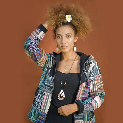 virblatt Cargojacke Patchwork Jacke Damen - Übergangsjacke aus 100% Baumwolle mit atmungsaktivem Innenfutter, ideal für sportliche Freizeitlooks und einzigartige Patchwork-Optik.