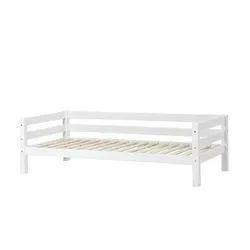Kinderbett ECO Luxury - Weiß, 99x62 cm - Hochwertiges Kinderbett aus Massivholz mit Rückenlehne und inklusive Rollrost. Perfekt für das Kinderzimmer und sorgt für einen erholsamen Schlaf.