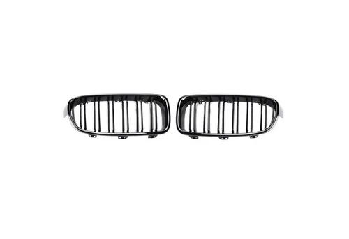 OMAC Frontstoßstange für BMW M3 F80 (2014-2018) - Stylische Frontstoßstange in Schwarz Glanz, passend für BMW M3 F80, aus robustem Kunststoff für eine hochwertige Optik und Langlebigkeit.
