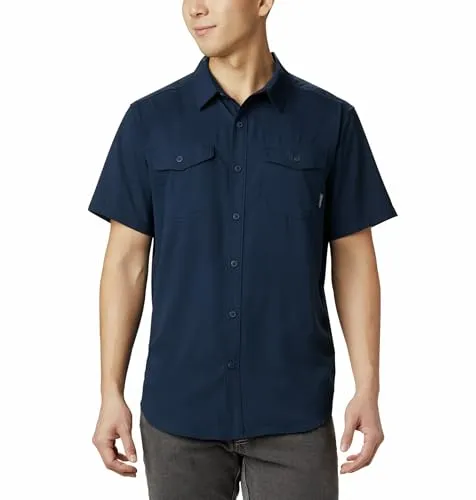 Columbia Utilizer II Herren Kurzarm-Shirt – Collegiate Navy, Größe M - Stylisches Kurzarm-Hemd aus robustem, atmungsaktivem Material. Ideal für den Alltag, mit integrierter Belüftung und praktischen Brusttaschen für zusätzlichen Komfort.