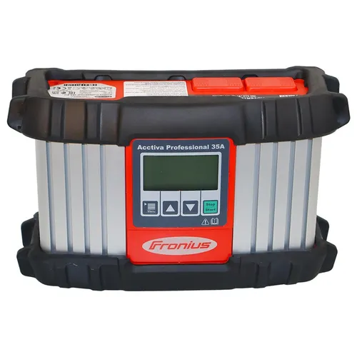 Fronius Acctiva Professional 35A Ladegerät - Tragbares Batterieladegerät für 6V, 12V & 24V, ideal für unterwegs und zuverlässig in der Anwendung.