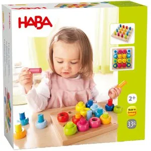 HABA 2202 - Steckspiel Farbkringel - Motorikspielzeug für kleine Farbenfreunde! Bunte Stecker und Ringe fördern die Kreativität und ermöglichen verschiedene Steckvarianten sowie das Stapeln.