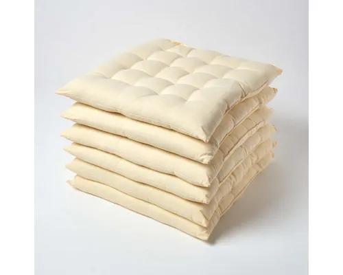 Homescapes 6er Set Stuhlkissen 40 x 40 cm, Creme - Stuhlkissen-Set aus 6 Stück mit Knopfverschluss für sicheren Halt. 100% Baumwolle, weiche Füllung für hohen Sitzkomfort – ideal für drinnen und draußen!