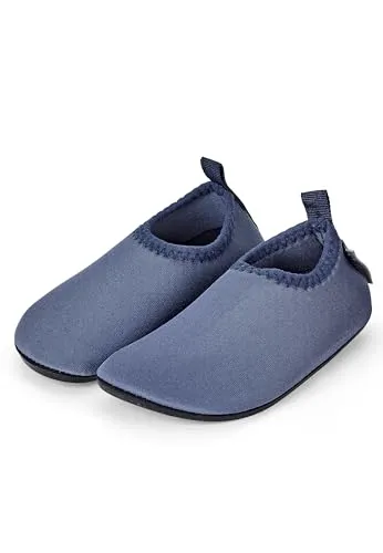 Sterntaler Badeschuhe Uni – Baby Aquaschuhe – Unisex Strand Slipper mit flexibler Sohle – schnelltrocknend & leicht - Ideal für Strand & Schwimmbad - Kinder Bademode – Farbe blau, Größe 26