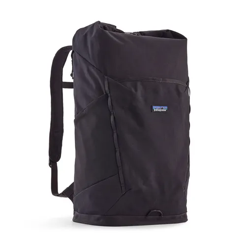 Patagonia Fieldsmith Roll Top Pack Black - Rucksack mit 32 Liter Volumen, anpassbarem Stauraum und 15-Zoll Laptopfach. Hergestellt aus wasserabweisendem Bio-Baumwoll-Canvas und Fair Trade zertifiziert für ethische Produktion.
