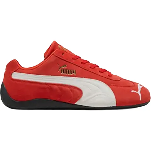 Puma Speedcat OG - Roter Motorsport-Sneaker - Der Puma Speedcat OG ist ein ikonischer Lifestyle-Sneaker, inspiriert von Motorsport-Tradition. Hochwertiges Leder und griffige Gummi-Sohle bieten Komfort und Halt für den urbanen Alltag.