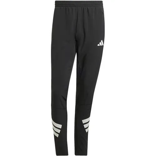 adidas Men's Icon 3-Streifen Woven Hose Black/White S - Herren-Trainingshose mit schmalem Schnitt, elastischem Bund und CLIMACOOL-Technologie für optimalen Komfort und Atmungsaktivität beim Training.