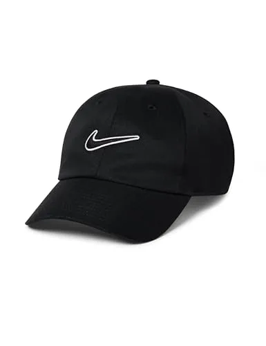 Nike FB5369-010 U NK Club Cap Unisex Schwarz L/XL - Stylische Unisex-Kappe mit gestickten Ösen für optimale Atmungsaktivität. Der verstellbare Verschluss sorgt für eine individuelle Passform. Ideal für Komfort und Konzentration in jeder Situation.