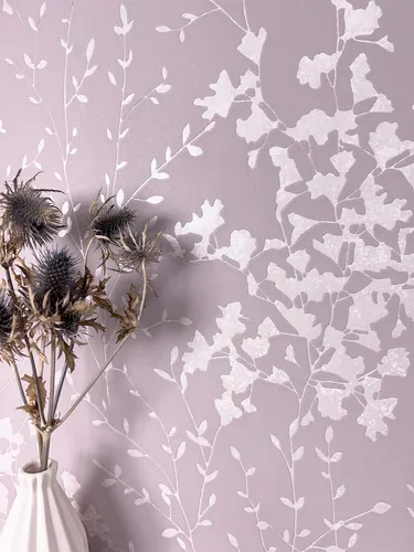 Newroom Vliestapete Floral Äste, Lila - Romantische Vliestapete in 3D Optik mit Blumen- und Ästedesign. Ideal für Schlafzimmer, Wohnzimmer oder Küche, wasser- und dampfbeständig sowie hochwaschbeständig.