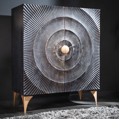riess-ambiente Highboard GOLDEN SUNSET - 120cm schwarz/gold - Kommoden mit extravaganten, handgearbeiteten Designs aus massivem Mangoholz. Dieses Highboard bietet nicht nur sechs geräumige Ablagefächer, sondern ist auch ein echter Eyecatcher für Ihr Zuhause.