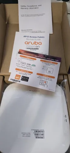 HPE-Aruba Access-Point Instant ON AP12 (RW) R2X01A - 1600 MBit/s Indoor WLAN - WLAN Access Point mit bis zu 1600 MBit/s, ideal für Unternehmen. Unterstützt PoE für flexible Platzierung und ist leicht skalierbar für hohe Bandbreiten.