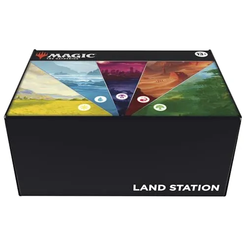 Magic: The Gathering Land Station 2025 – 400 Standardländer - Gesellschaftsspiel mit 400 wunderschönen Standardländern in 15 Illustrationsvarianten, ideal für epische Spieleabende und zur einfachen Aufbewahrung in einer wiederverwendbaren Box.