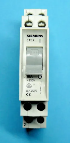 SIEMENS Ein-/Ausschalter Mod: 5TE7 111 AC 230V 16 A 1S NEU 1 x