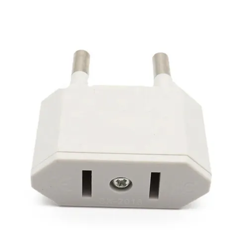Reise Strom Adapter Stecker für USA/Japan/Kanada/Mexiko zu EU Deutschland/AT - Weiß - Praktischer Reisestecker für die Nutzung von Geräten aus den USA, Japan und Kanada in Europa. Ideal für Reisen, sicher und kompakt.