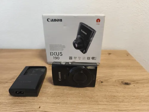 Canon IXUS 190 Digitalkamera - 20 MP Schwarz - Digitalkamera mit 20 MP und 10x Zoom, ideal für hochwertige Fotos. WLAN-fähig für einfache Bildübertragung und Gesichtserkennung für perfekte Porträts.