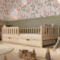 Crazy Pine Kinderbett mit Schublade 80x160cm – Massives Montessori Bodenbett aus Holz mit Rausfallschutz – Sicheres Kleinkindbett – Skandinavisches Design Leichte Montage - Crazy Basic