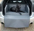 Mayaadi Home Premium Hundebett - 100 x 70 x 38 cm | Hochwertiger Autositz für Deinen Hund | Autohundebett mit Schutzdecke, Kofferraum Bett aus Kunstleder | Travel Grau - M