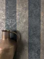 NEWROOM Tapete Schwarz Vliestapete Streifen - Streifentapete Modern Braun Grau Linien Metallic Landhaus Glänzend inkl. Tapezier-Ratgeber