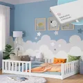 Bellabino Vere Bodenbett 140x200 cm – Montessori Kinderbett mit Matratze, Rausfallschutz & Lattenrost – Jungen & Mädchen Kinder Bett aus Holz Kiefer – Kleinkindbett in Weiß
