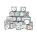 Frau WUNDERVoll® DIY Adventskalender Vorfreude zum Befüllen, 24 Faltschachteln grau 7(L) x7(B) x7(H) cm (gefaltet), XL Ziffern pastell/Weihnachten, Aufkleber, Würfelbox, Faltverpackung, Schachteln