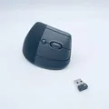 Logitech Lift Vertikale Maus Kabellos Bluetooth USB-Empfänger 4 Tasten Grau