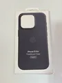 Apple Feingewebe Case mit MagSafe für iPhone 15 Pro MT43ZM/A - Schwarz