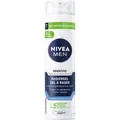 Nivea Rasiergel Men Sensitive, hautberuhigend, für Männer, mit Kamille, Vitamin E & Hamamelis, empfindliche Haut, 200 ml