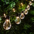 Lights4fun Transparente Glühbirnen-Lichterkette | mit 20 warmweißen LEDs | Batteriebetrieben & mit Timer | für Außen und Innen | Garten Balkon Baum Outdoor Dekoration Sommer Frühling | Länge 7,75 m