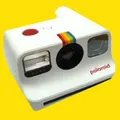 Polaroid GO Gen2 Sofortbildkamera weiß mit Selfiespiegel