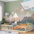 Bellabino Vere Bodenbett 140x200 cm – Montessori Kinderbett mit Matratze, Rausfallschutz & Lattenrost – Jungen & Mädchen Kinder Bett aus Holz Kiefer – Kleinkindbett in Natur