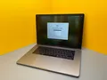 Apple MacBook Pro 2018 15,4 i7 8850H 16GB 500GB Radeon Pro 560X Touch Bar QWERTY