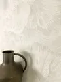 Newroom Vliestapete, Creme Tapete Modern Dschungel - Mustertapete Palmenblätter Weiß Tropisch Floral Palmen Blätter für Wohnzimmer Schlafzimmer Küche, Neriah Creme
