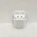 Apple AirPods mit kabelgebundenem Ladecase 2 Generation defekt siehe Bilder