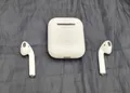 APPLE AirPods mit Ladecase (2. Generation), In-ear Kopfhörer Bluetooth Weiß