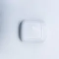 Apple AirPods Kopfhörer mit kabelgebundenem Ladecase Bluetooth Kopfhörer