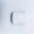 Apple AirPods Kopfhörer mit kabelgebundenem Ladecase Bluetooth     siehe Hinweis
