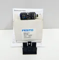 Festo SDE5-V1-O-Q4-P-M8 527457 Druckschalter / Pressure Switch -unused/OVP-