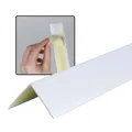 Dalsys Winkelprofil selbstklebend PVC 30x30mm, 150cm Weiß Eckschutzprofil, Eckleiste, hoher Kantenschutz Wand, für Wohn- und Arbeitsbereich sowie Garage geeignet, mit Klebeschutzstreifen
