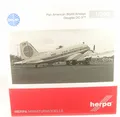 Douglas DC-3 Pan American World Airways  (Reg. N19912  's Clipperle) 1:200 Herpa