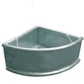 Triangular Verzinkte Feeder, Abgerundete Sicherheitskanten, Mit Entleerung Von Polsterung Von 5 Mm, 44 X 44 X 24 Cm, 35 L - Kerbl
