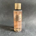 NEU !  VS Body Spray Bare Vanilla Body Mist Körperspray - 250ml