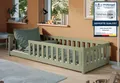 Kids Collective Kinderbett Bodenbett Bett mit Rausfallschutz & Lattenrost Montessori Bett Kinder (weitere Größen 80x180, 90x190, 90x200, 120x200, 140x200 cm), Jugendbett Einzelbett optional mit Matratze Olivgrün Kiefer 80x160 cm