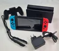 Nintendo Switch - Konsole V2 - Neon-Rot/Neon-Blau NSW