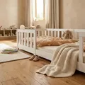 Kinderbett mit Rausfallschutz inkl. Lattenrost | 80x160 cm | Weiß | Kiefernholz  - Massivholz | für Mädchen und Jungs | Kinderbetten - Weiß