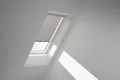 Velux Rollo mit Haltekrallen manuell uni grau RHL 200 4161