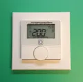 Homematic IP Wandthermostat mit Luftfeuchtigkeitssensor, HmIP-WTH-2 OZ
