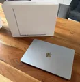 Apple MacBook Air (13,6") Himmelblau /Wie Neu/ Differenzbesteuerung mit Garantie